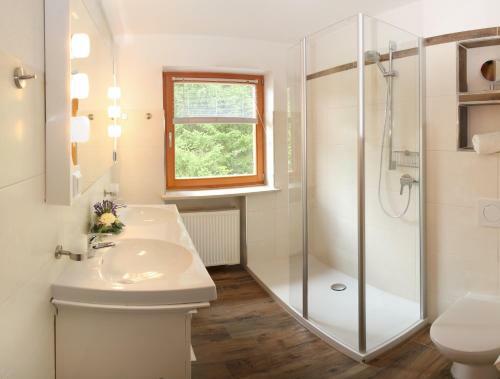 Apartamentos Ferienwohnung Am R�merweg Wald