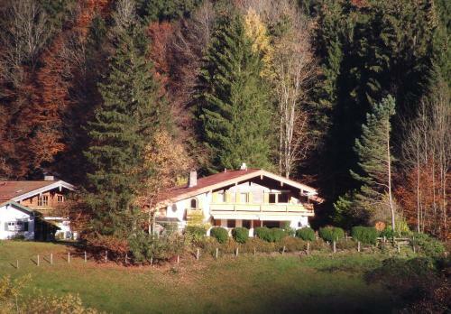 Apartamentos Ferienwohnung Am R�merweg Wald