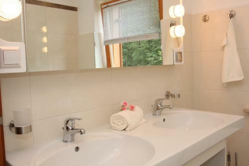 Apartamentos Ferienwohnung Am R�merweg Wald