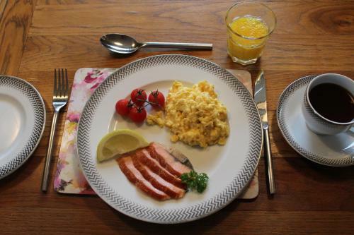 Bed & Breakfast Loughnagore House