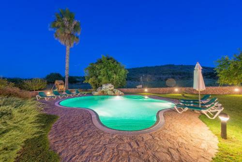 Villa Son Mel Contesti