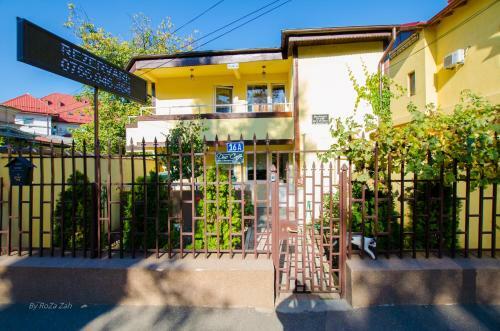Hostal B&B Duo Caffe