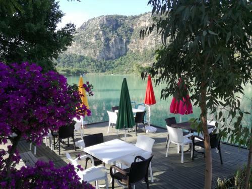 Hostal Dervi??han Pension