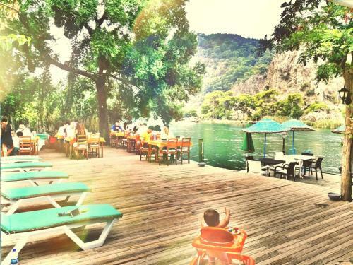 Hostal Dervi??han Pension