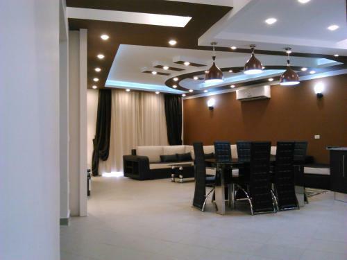 Three-bedroom Apartment At Louly Beach Resort