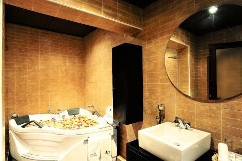 Nyali International Beach Hotel & Spa