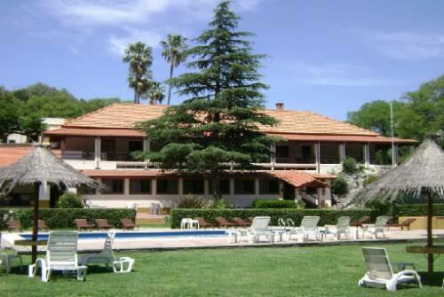 Hotel Piedra Blanca