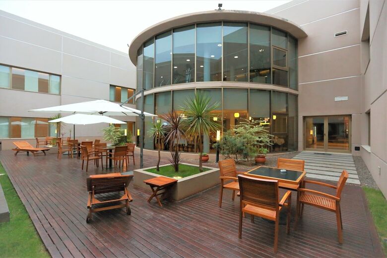 Hotel Y Casino Del R�o General Roca