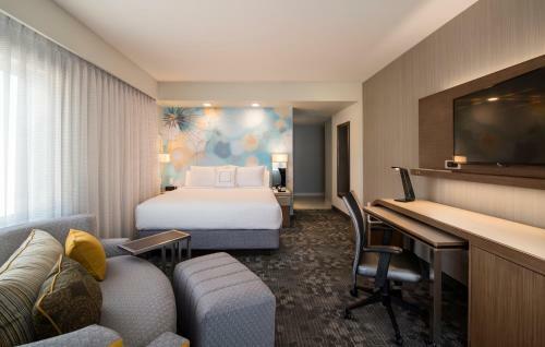 Hotel Courtyard By Marriott Calgary South