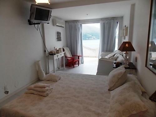 Casa Grande Em Angra