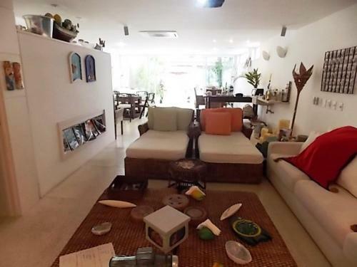 Casa Grande Em Angra