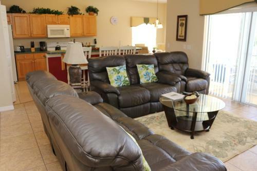 Balmoral Villa 524
