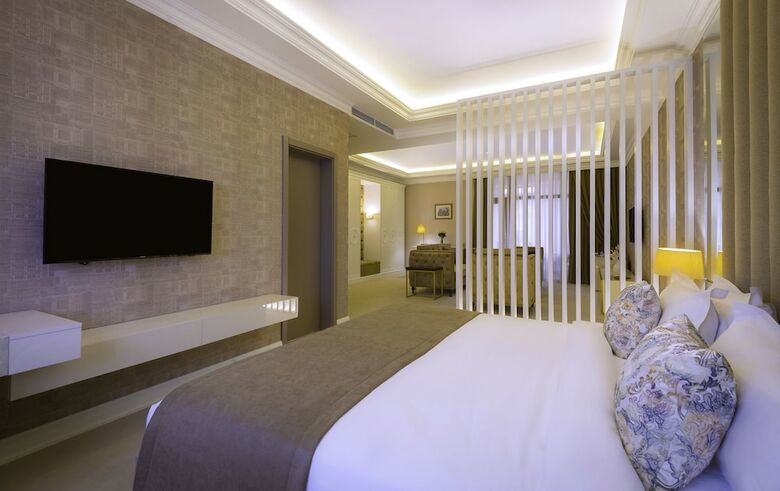 Paris Hotel Yerevan