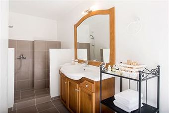 Apartamento Earino Suites & Villas