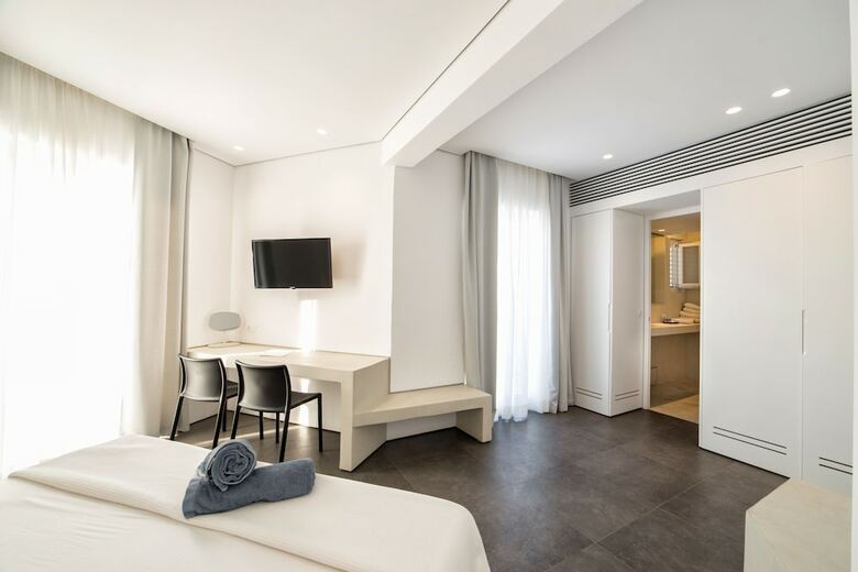 Hotel Relux Ios