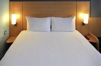 Hotel Ibis Paris Rueil Malmaison