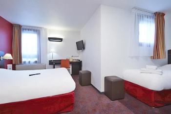 Hotel Kyriad Lyon Sud Saint Genis Laval