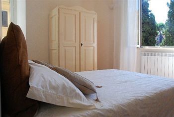 Bed & Breakfast Domus Quiritum