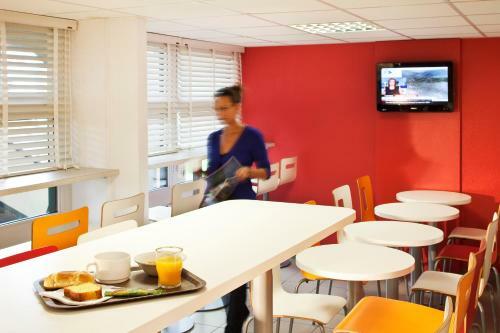 Hotel Premi�re Classe Versailles - St Cyr L'ecole
