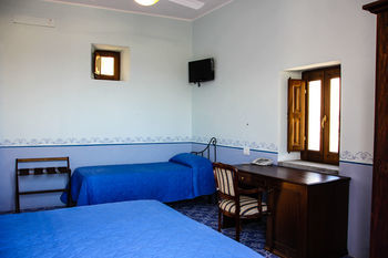 Hostal Hotel Arcangelo - Salina