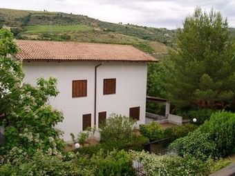 Hostal Villaggio Parco Elena