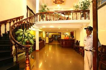 Truong Giang Hotel