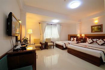 Lan Lan Hotel 2