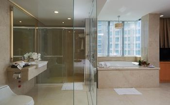 Paradise Saigon Boutique Hotel