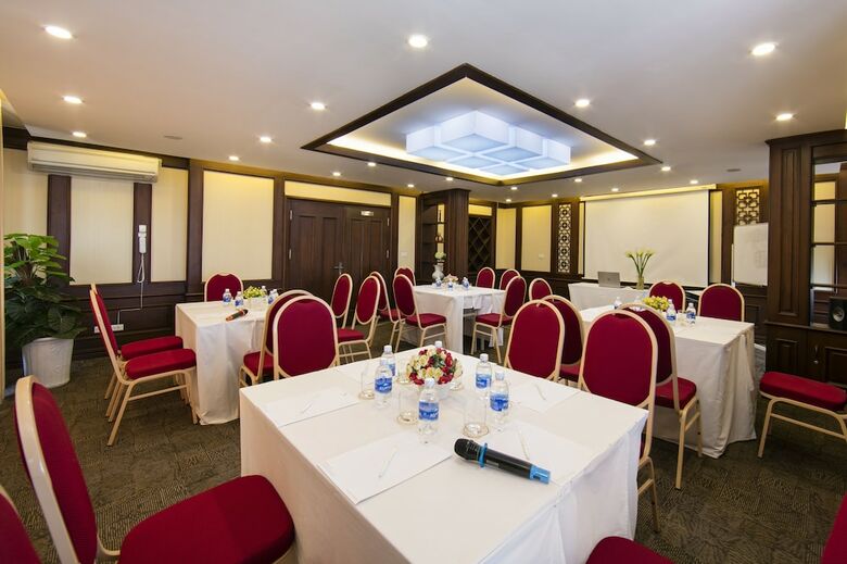 Hanoi Emotion Hotel