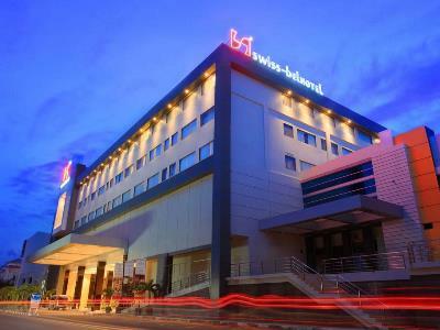 Swiss-belhotel Harbour Bay