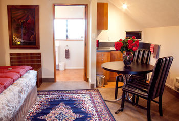 Strathern Motor Lodge
