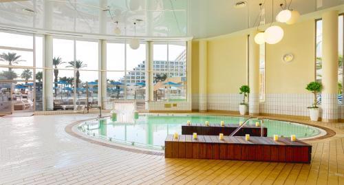 Daniel Dead Sea Hotel