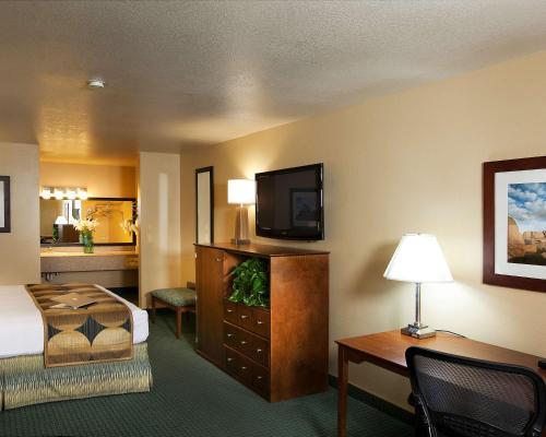 Best Western Gardens Hotel At Joshua Tree National Park