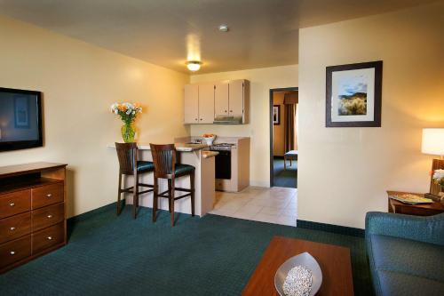 Best Western Gardens Hotel At Joshua Tree National Park