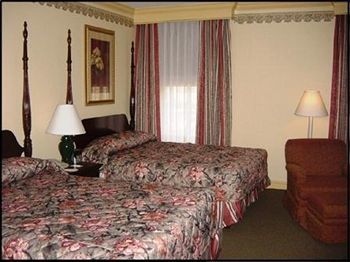 Legacy Hotel And Suites