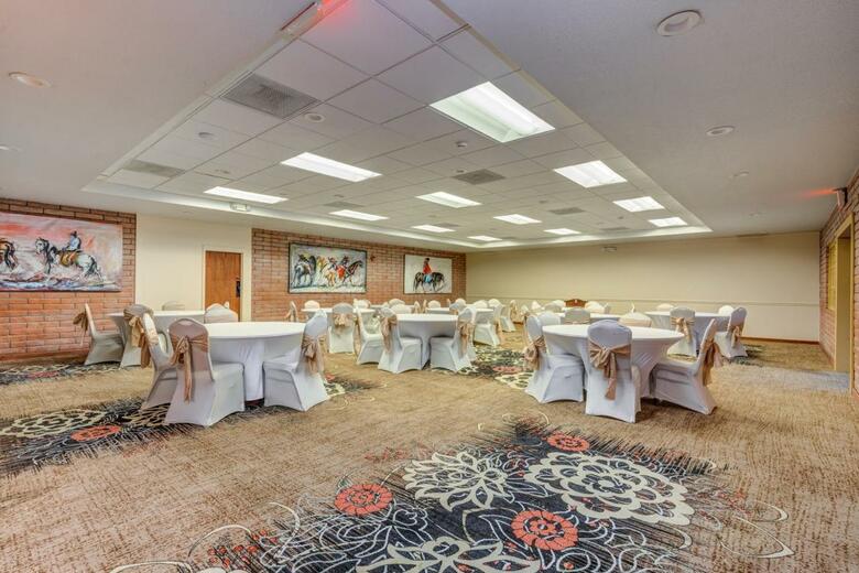 Hotel Sierra Suites