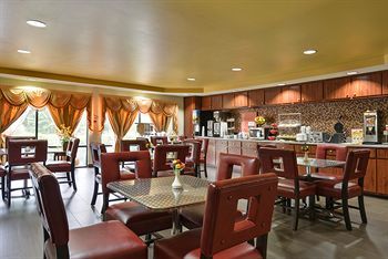 Hotel Red Roof Inn & Suites Savannah Gateway