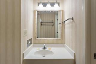 Hotel Days Inn And Suites Northwest Indianapolis