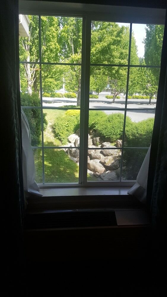 Hotel Baymont By Wyndham Coeur D Alene