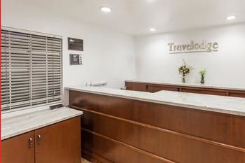 Motel Travelodge Fullerton Near Anaheim