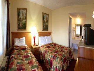Motel Travelodge Fullerton Near Anaheim
