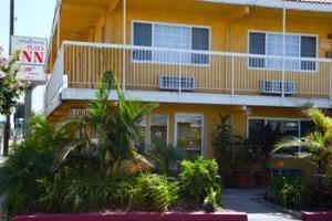 Motel Travelodge Fullerton Near Anaheim