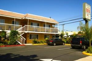 Motel Travelodge Fullerton Near Anaheim