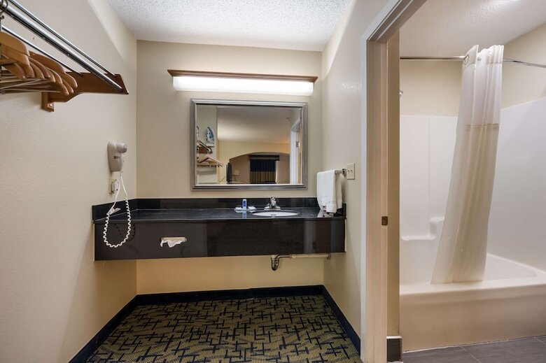 Hotel Rodeway Inn Meridian