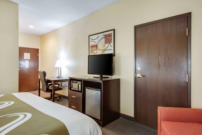 Hotel Quality Inn & Suites