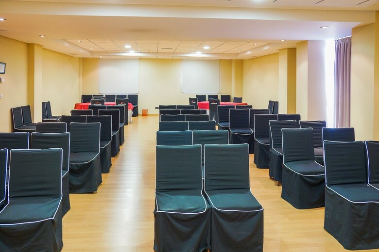 Hotel Sercotel Riscal
