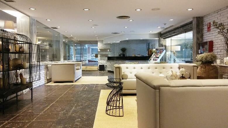Pamplona El Toro Hotel & Spa