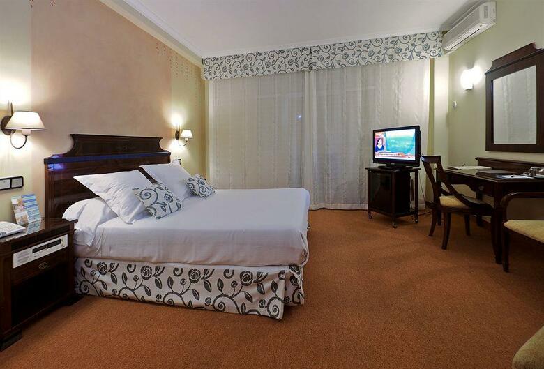 Hotel R�as Bajas
