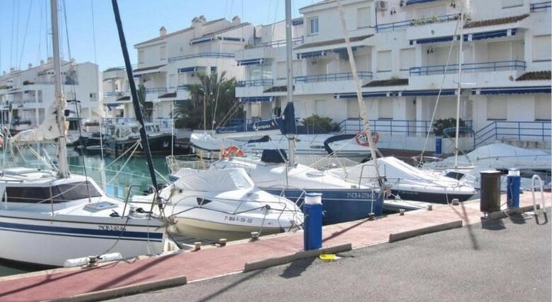 Apartamentos Poblado Marinero 3000