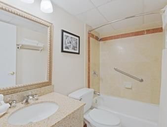 Motel Super 8 Sturbridge